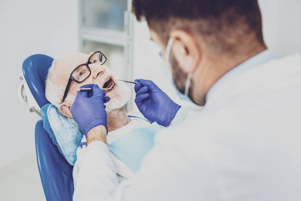 Best Broken Tooth Emergency  in Highwood, IL